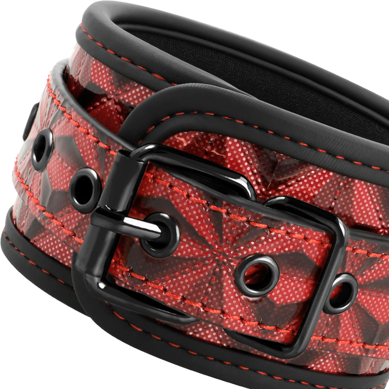 Close-up of the BEGME Punhos de Tornozelo Premium Red Edition com Forro de Neoprene showing its design and material.