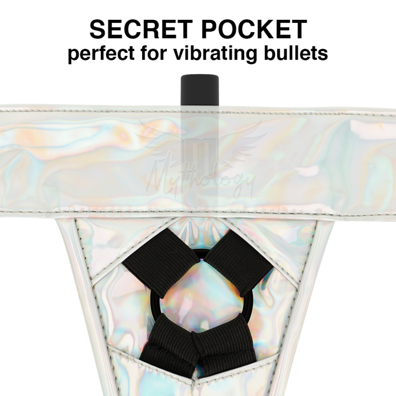 Detalhe do Arnês de Fantasia Iridescente MYTHOLOGY L/XL, mostrando seu design e textura.