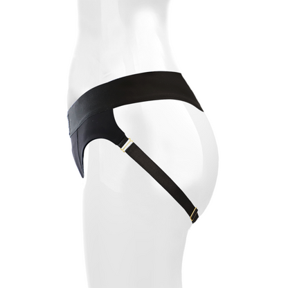 Detalhe do MYTHOLOGY Arnês para Dildos Super Elástico Ajustável, mostrando o design ergonómico e os pontos de ajuste para um encaixe perfeito.