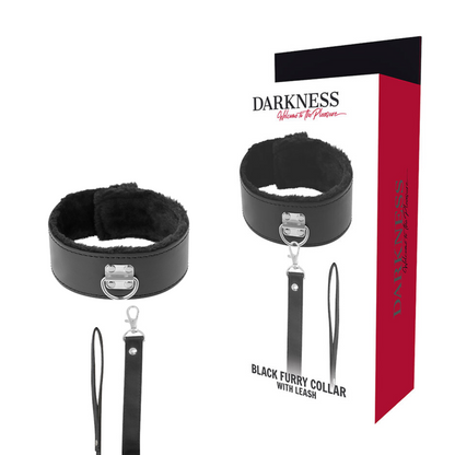 Colar BDSM Darkness forrado com corrente preta, design elegante e ajustável para conforto e controlo.