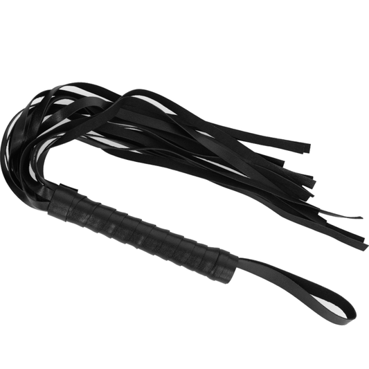 Close-up of the INTENSE FETISH Chicote Flogger de Couro Vegano, showing its texture and flexible straps.