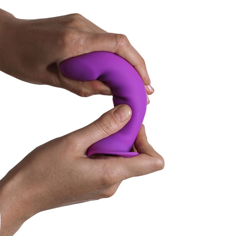 Close-up of the ADRIEN LASTIC Hitsens 6 Vibrador Plug Anal Termoreativo, showing its smooth silicone texture and design.
