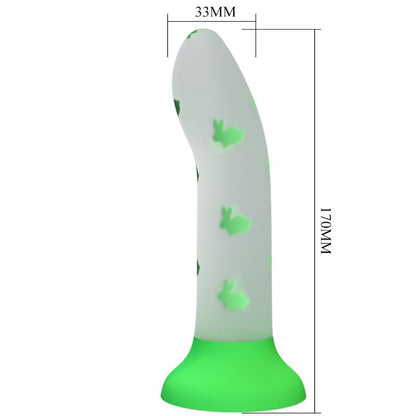 Close-up do Dildo Pretty Love Nightfall Luminoso, destacando seu design realista e cor verde vibrante, pronto para uso.