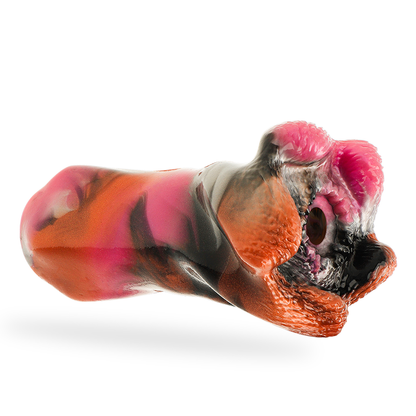 Close-up do masturbador masculino EPIC CYBERSILICOCK Telemus Ciclops, mostrando sua textura de silicone premium e design ergonômico.