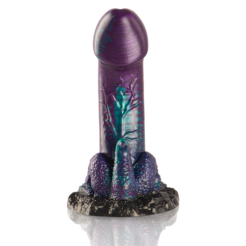 Close-up do EPIC CYBERSILICOCK Dildo Duplo Basilisk Escamoso, mostrando sua textura única e design inspirado na mitologia.