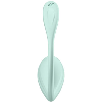 Close-up of the SATISFYER Estimulador G-Spot Smooth Petal Verde App Control, highlighting its flexible design and texture.