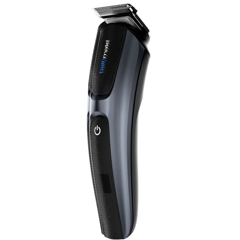Aparador de precisão BATHMATE Trim 2.0, mostrando seu design elegante e lâminas de aço inoxidável para higiene masculina.