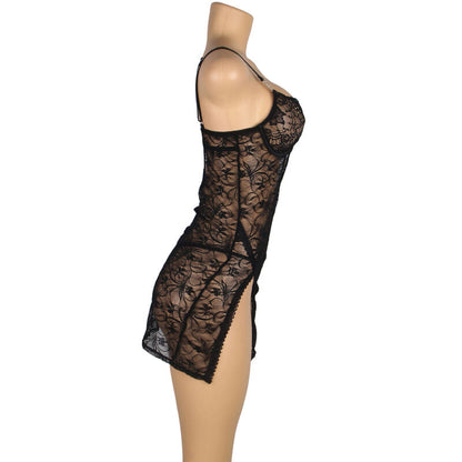 Babydoll de Renda SUBBLIME preto com alças ajustáveis, destacando a delicadeza da renda.