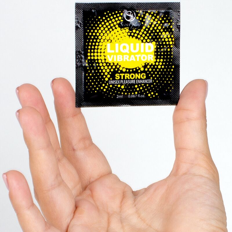 Sachet de SECRETPLAY Vibrador Líquido Forte 2 ML, para sensações vibratórias intensas e prazer unissexo.