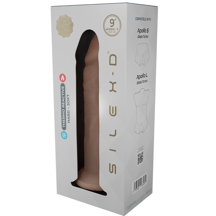 Close-up do Dildo Realista SILEXD Modelo 9 de Silicone Líquido Termo-Reativo 22,8cm, destacando sua textura e detalhes realistas.