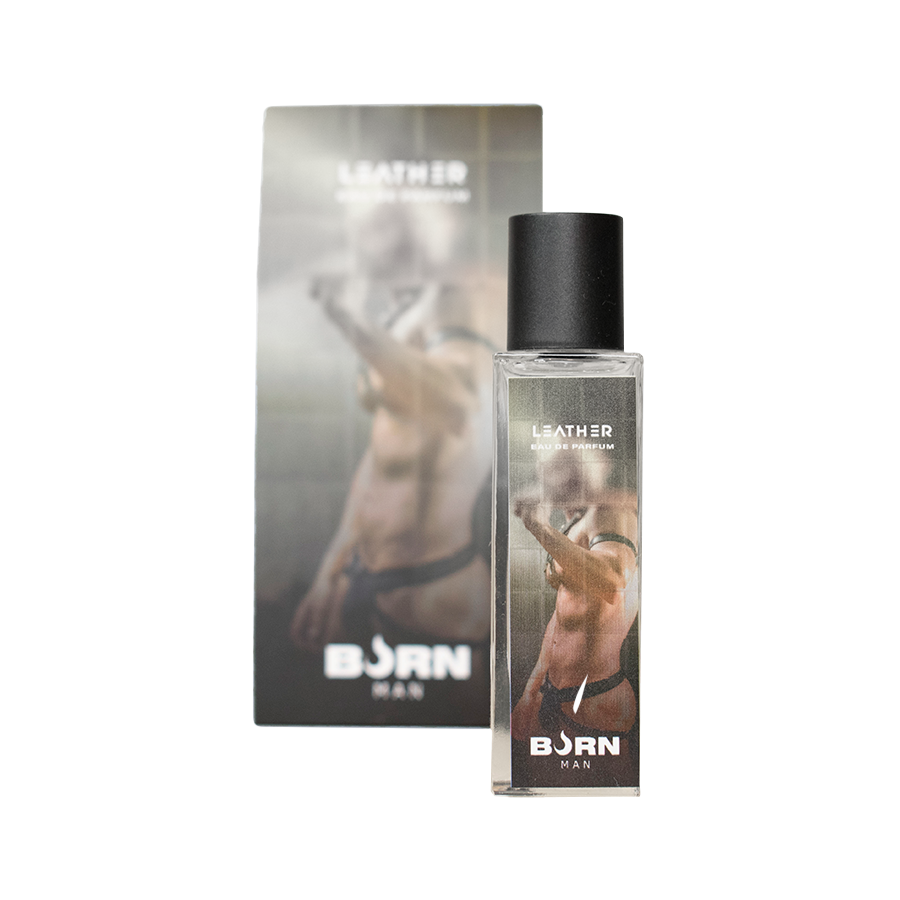 BURN Perfume Masculino de Couro 20 ML, mostrando o frasco elegante e a cor do líquido.