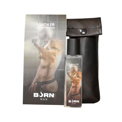 BURN Perfume Masculino de Couro 20 ML, mostrando o frasco elegante e a cor do líquido.