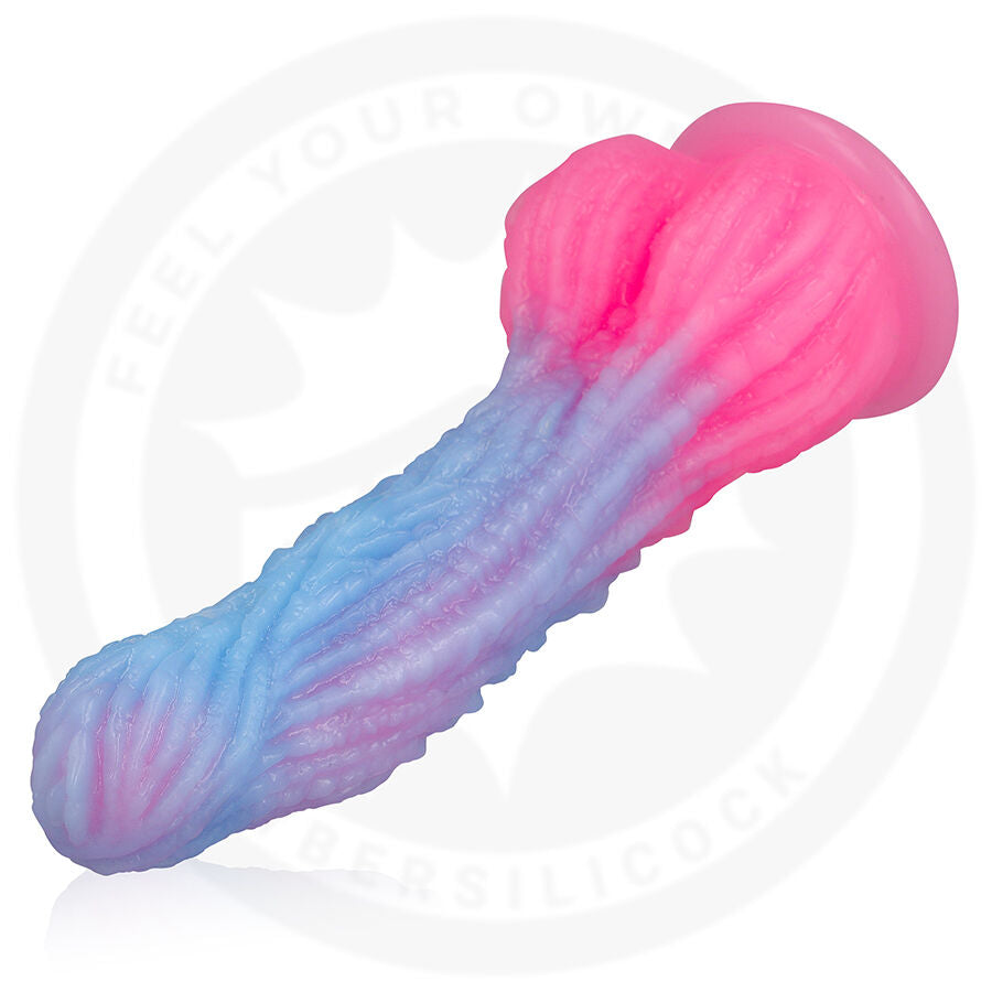 Close-up do Dildo EPIC CYBERSILICOCK Selara Dawn, mostrando seu design ergonómico e textura suave.