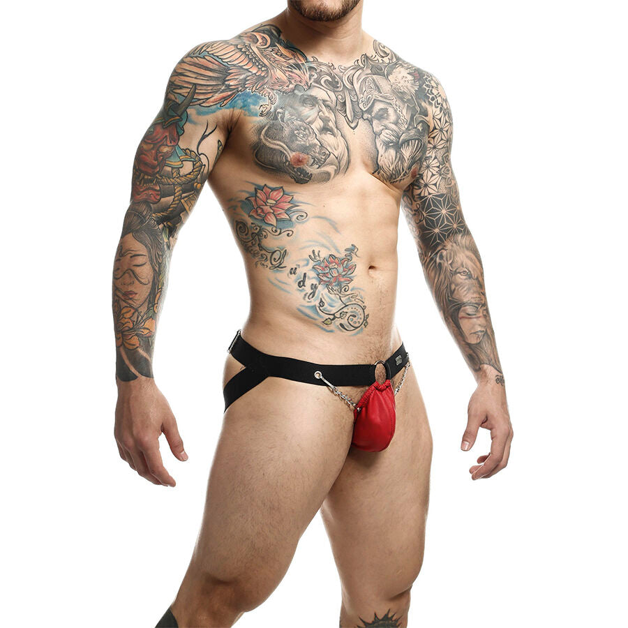 Detalhe do Jockstrap MOB DNGEON Vermelho com Correntes e suporte atlético