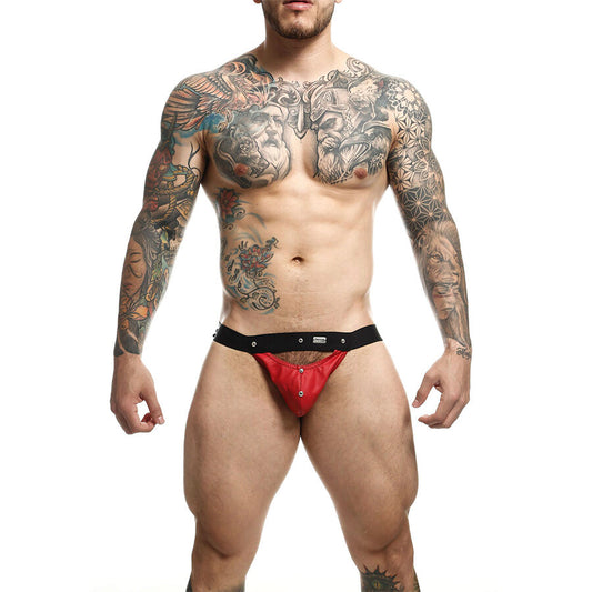 MOB Jockstrap Athlete Vermelho, vista frontal e traseira da peça de lingerie masculina com detalhes metálicos.