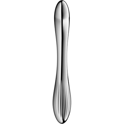 Imagem do Satisfyer Pure Gravity 1 Dildo de Aço Inoxidável com Duas Extremidades, destacando seu design elegante e material metálico.