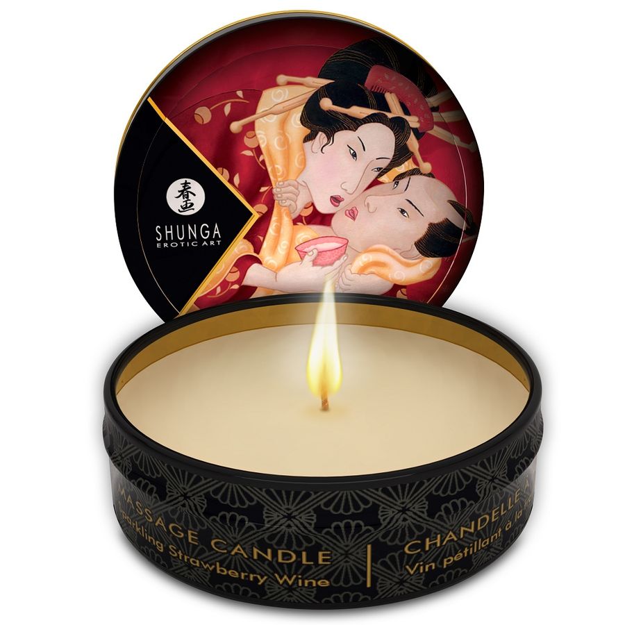 Vela de Massagem SHUNGA Morangos & Cava 30 ML, detalhe do recipiente e textura do óleo.