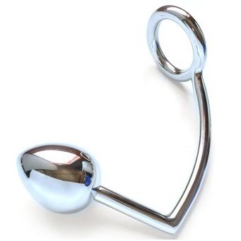 Close-up do Anel Peniano METAL HARD com Gancho Anal Aço Cirúrgico 50mm, mostrando o anel e a bola anal.