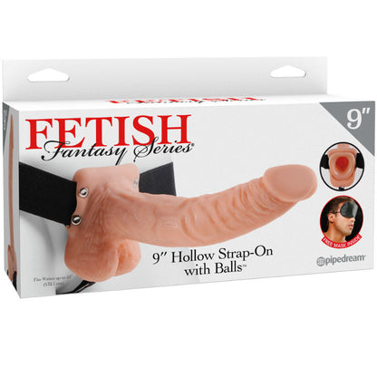 Detalhe do Strap-On Oco com Bolas FETISH FANTASY SERIES 22,9cm de cor carne