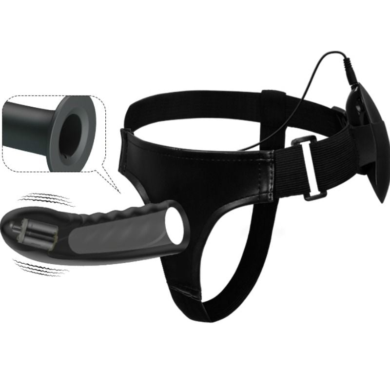 Close-up do PRETTY LOVE Marvin Strap-On com Vibração e Dildo Oco, mostrando detalhes da textura e arnês.