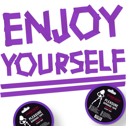 Close-up da Fita Adesiva Bondage Lilás Darkness 15M, destacando a cor e a textura adesiva.