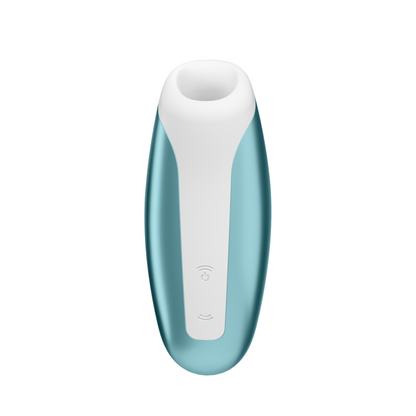 Close-up do Satisfyer Love Breeze Succionador Clitoriano Ice Blue, mostrando seu design ergonómico e câmara de silicone.