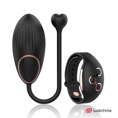 Close-up do ANNE'S DESIRE Egg Vibratório com Controle Remoto WATCHME, mostrando seu design elegante em preto e ouro e textura suave de silicone.