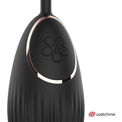 Close-up do ANNE'S DESIRE Egg Vibratório com Controle Remoto WATCHME, mostrando seu design elegante em preto e ouro e textura suave de silicone.